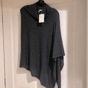 Fabulous Kinross cashmere poncho NWT